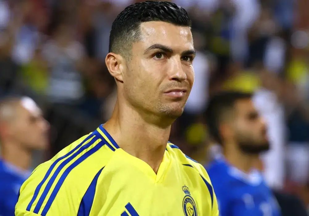 Ile zarabia Cristiano Ronaldo? Zaskakujące fakty o jego dochodach