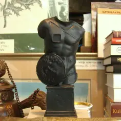 Igor Mitoraj Luci di Nara - znaczenie i historia rzeźby, która zachwyca