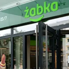 Ile zarabia pracownik Żabki? Zaskakujące fakty o wynagrodzeniach